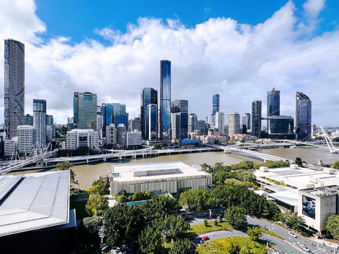 Riverview Haven Prime Spot For NY Fireworks - Accommodation QLD 0