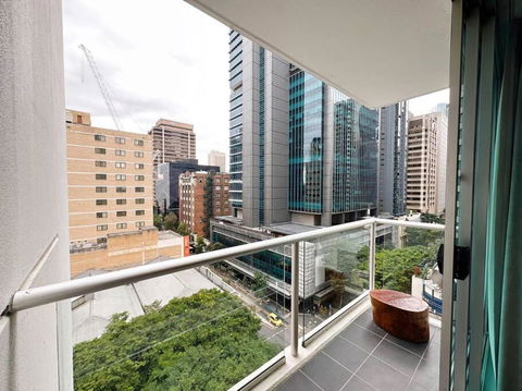 S&P - Festival - Accommodation QLD 1