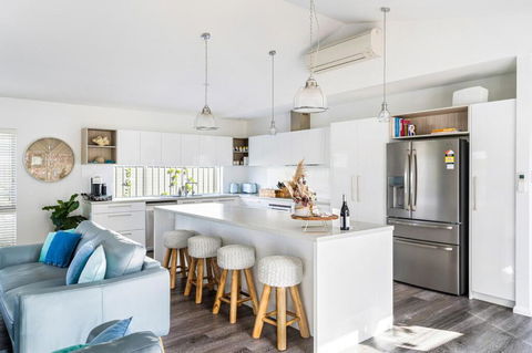 Ryze N Shine I Private Properties - Accommodation QLD 3