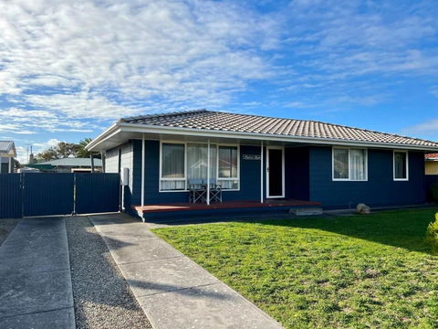 Robey - Robe - Accommodation QLD 2