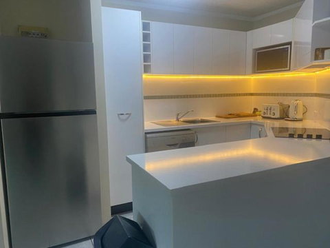 ROOFTOP APARTMENT AT MARINA TERRACES - Accommodation QLD 2