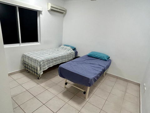 Room In City With Kittens! - Accommodation QLD 1