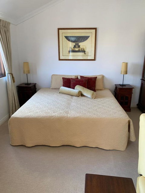 Room With A View - Accommodation QLD 0