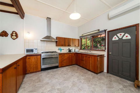 Rose Cottage Nannup - Accommodation QLD 1