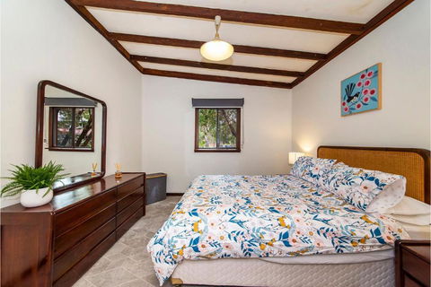 Rose Cottage Nannup - Accommodation QLD 3