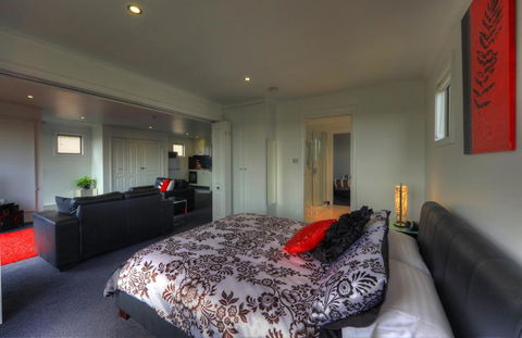Rosebank Cottage Collection - Accommodation QLD 1