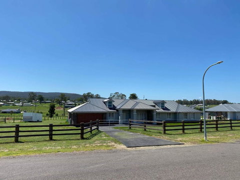 Rosehill Vines - Accommodation QLD 2