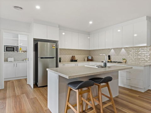 Rosella Retreat - Accommodation QLD 2