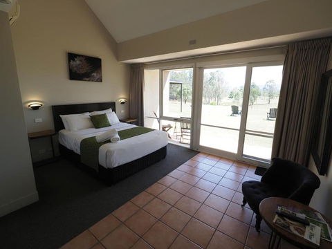 Rothbury Downs - Accommodation QLD 3