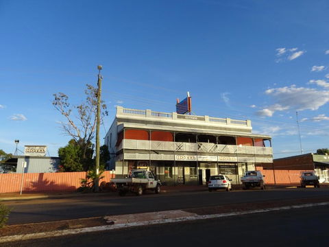 Royal Mail Hotel - Meekatharra - Accommodation QLD 0