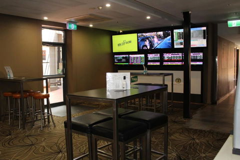Royal Hotel Orange - Accommodation QLD 2