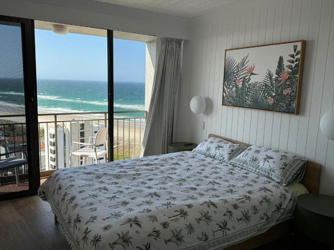 Royal Palm Resort On The Beach - Accommodation QLD 1