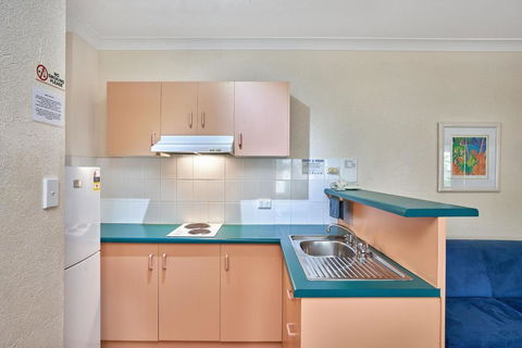Royal Palm Villas - Accommodation QLD 1