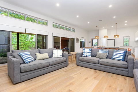 Russell Street Retreat - Accommodation QLD 1
