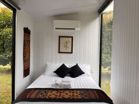 Sabai Retreat By Tiny Away - Accommodation QLD 1