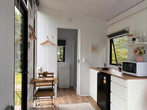 Sabai Retreat By Tiny Away - Accommodation QLD 2