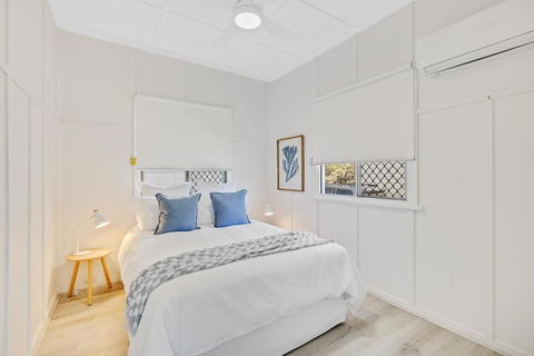 Sage Cottage! CBD Perfection! - Accommodation QLD 2