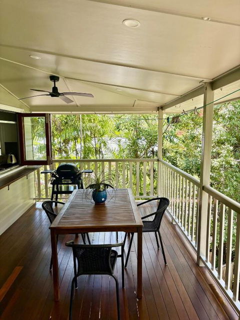 Sage House - Accommodation QLD 2