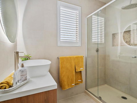 Sailz Villas Unit 4 - Accommodation QLD 2