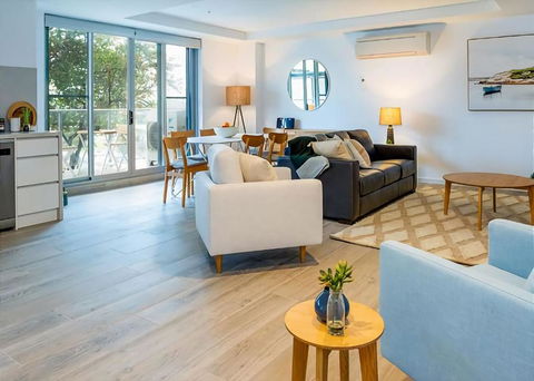 Salt 7 Spacious Luxury In Sorrento Walk To The Beach - Accommodation QLD 0