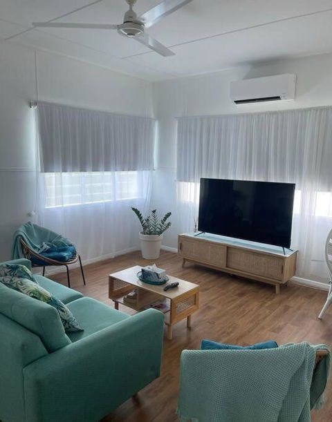 Salt Apartment - Accommodation QLD 1