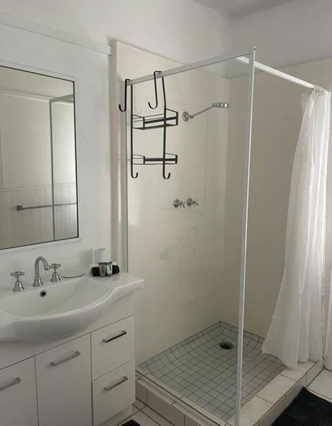 Salt Apartment - Accommodation QLD 2