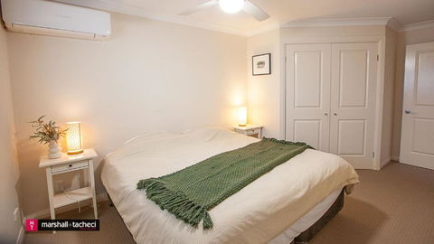Salt Water Villa Bermagui Four Bedroom Central Location With Wifi - Accommodation QLD 2