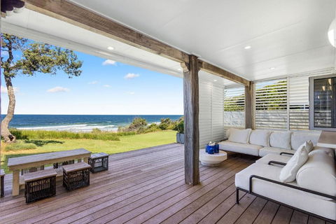 Saltwater Beach House - Accommodation QLD 2