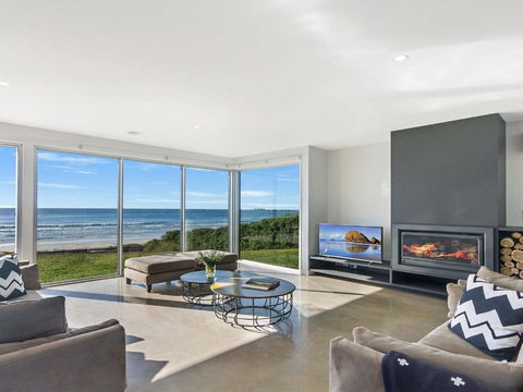 Saltwater Retreat - Accommodation QLD 1
