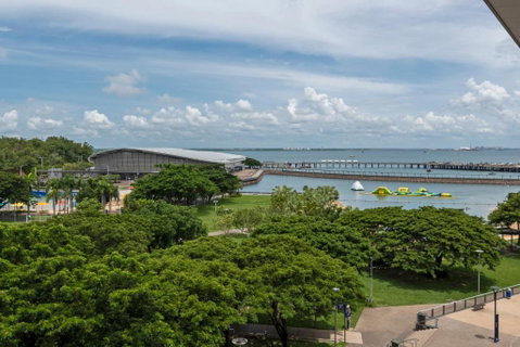 Saltwater Suites - Waterfront Apartments - Accommodation QLD 1