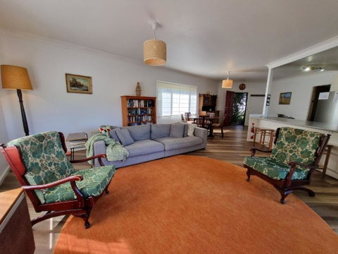 Salty Dog - Accommodation QLD 1