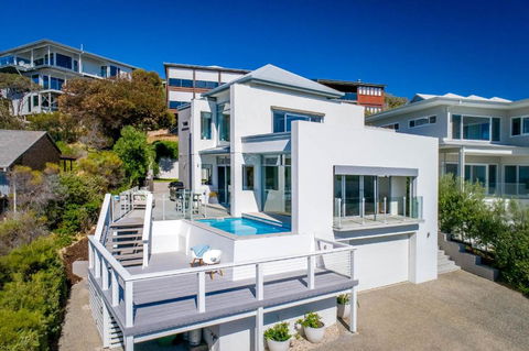 Salty Kiss I Private Properties - Accommodation QLD 1