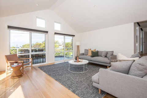 Salty Shores Smiths Beach - Accommodation QLD 2