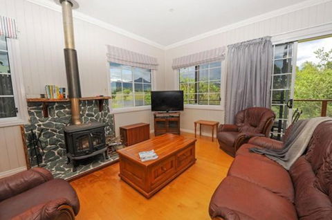 Samford Lakes - Accommodation QLD 2