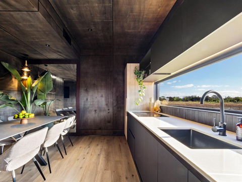 Samphire Chalet Tuart - Accommodation QLD 2