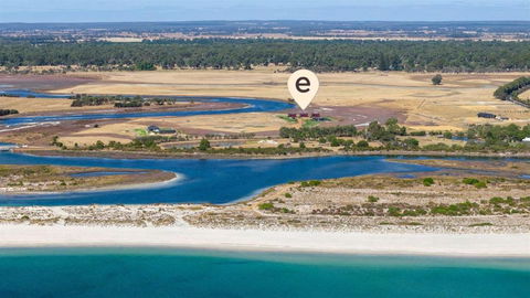 Samphire Chalet Tuart - Accommodation QLD 1