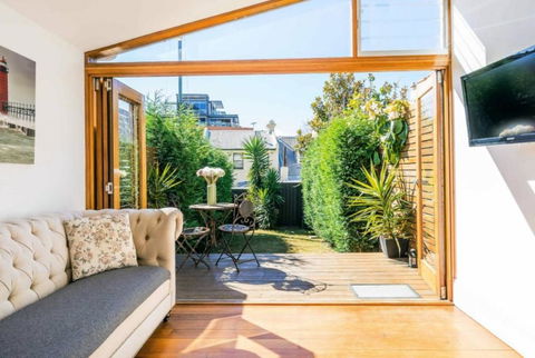 Sanctuary At The Rocks - Accommodation QLD 0