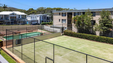 Sand And Sea - Accommodation QLD 1