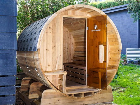 Sand & Sauna Retreat - Accommodation QLD 3