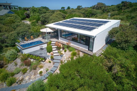 SALT Luxury Couples Villa - Accommodation QLD 0