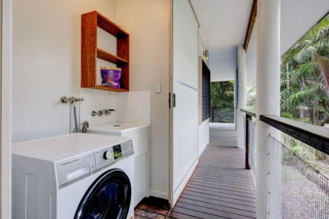 Sandalwood - Accommodation QLD 1