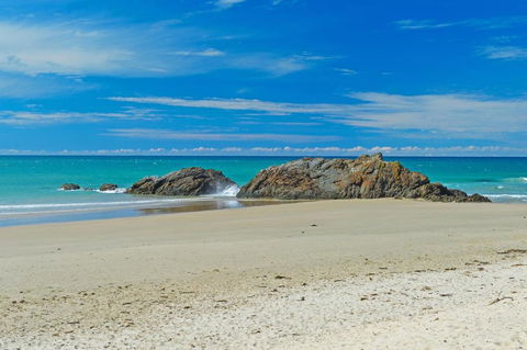 Sandcastle 407 12-24 William Street - Accommodation QLD 2