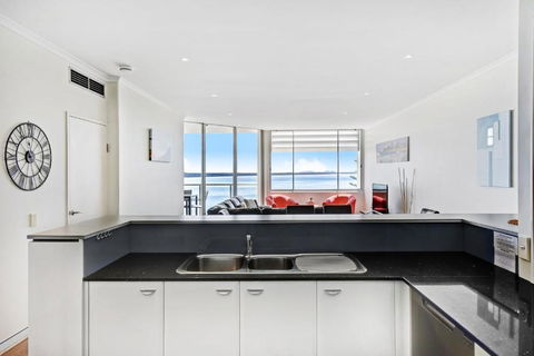 Sandcastle Apartments - Accommodation QLD 2