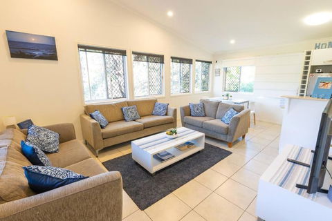 Sandcastles 2 - Accommodation QLD 1