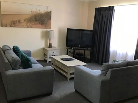 Sandcastles Holiday Apartments - Accommodation QLD 3