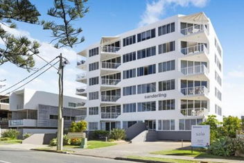 Sanderling Miami - Hosted By Burleigh Letting with Accommodation QLD