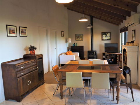 Sandhurst Escape 2 17 - Accommodation QLD 3