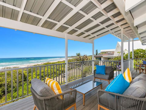 Sandpiper Beachfront House - Hastings Point - Accommodation QLD 0