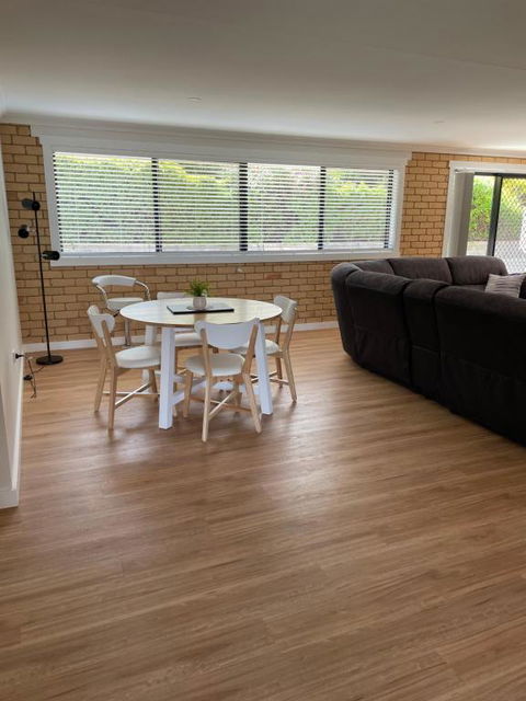 Sandstone Family Apartment - Accommodation QLD 3
