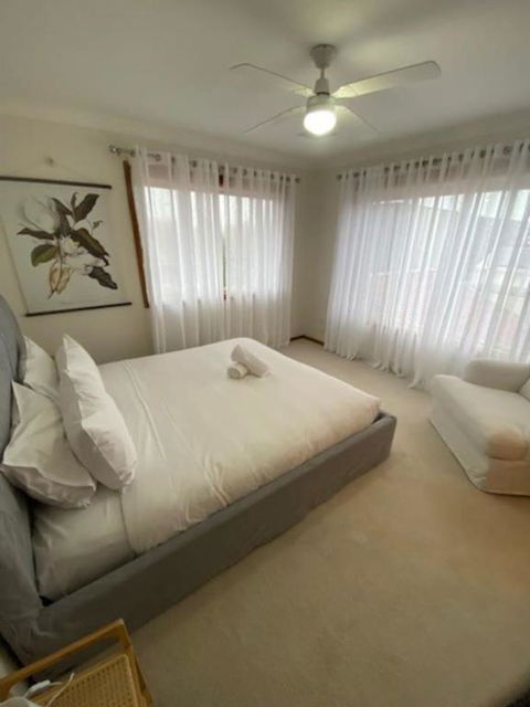 Sandy Bliss Walk To The Beach - Accommodation QLD 2